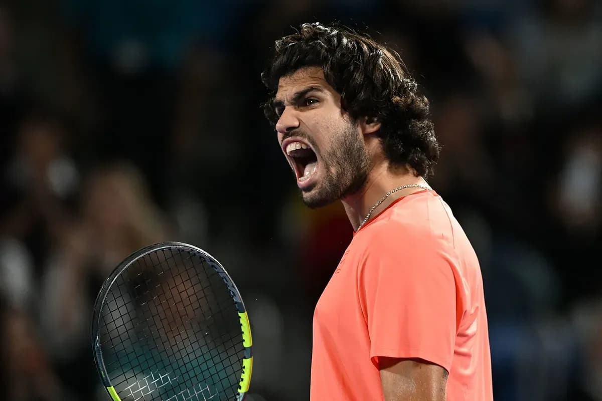 Carlos Alcaraz avanza a la final del ATP 500 de Tokio tras vencer a Jaume Munar