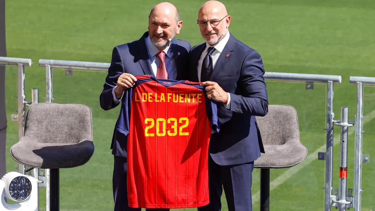 Luis de la Fuente renueva hasta 2032 con la selección española